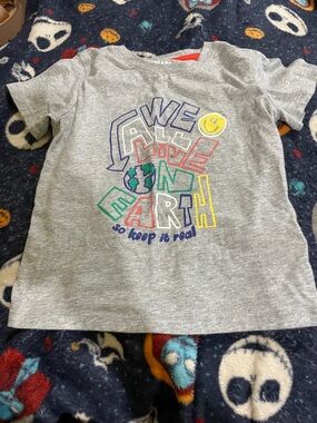 Epic Threads Grey Tee with Colorful Earth Graphic